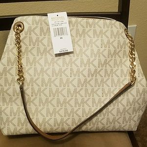 Michael Kors Large Shoulder Jet Set Purse